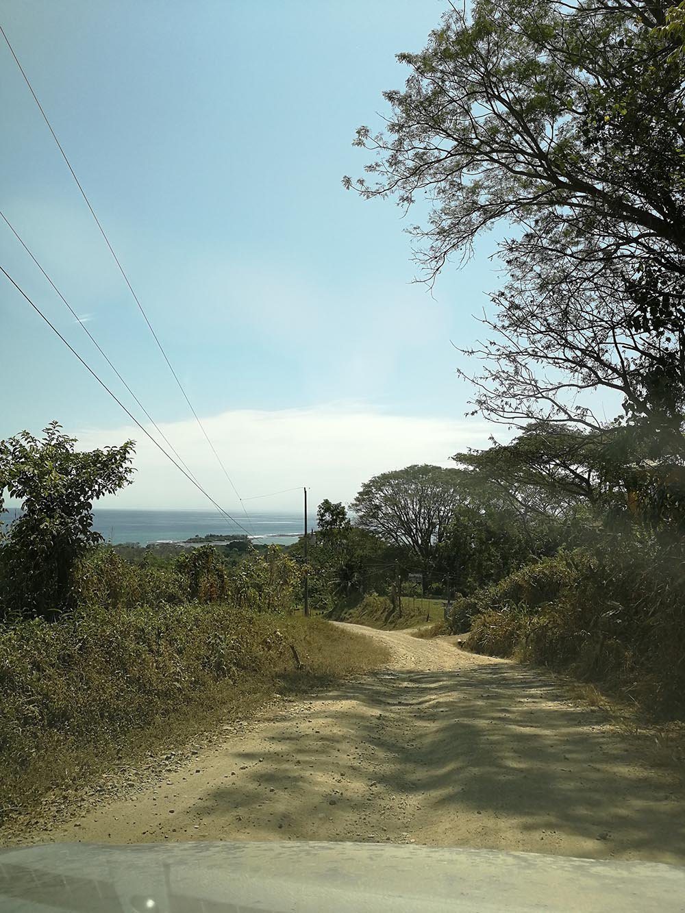 How old do I have to be to rent a car in Costa Rica?