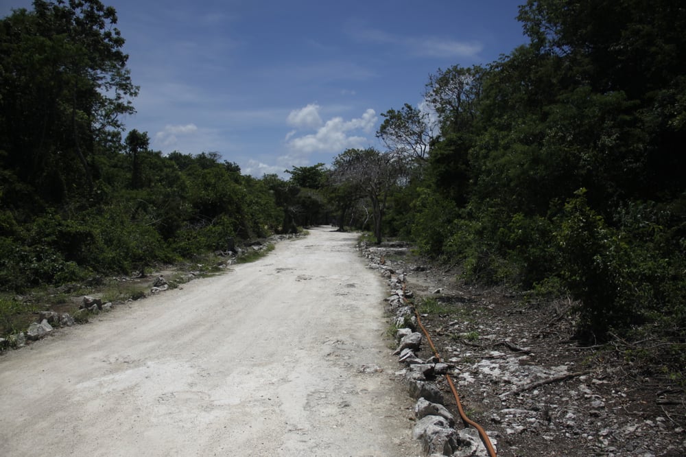 Navigate on sandy roads in Mexico